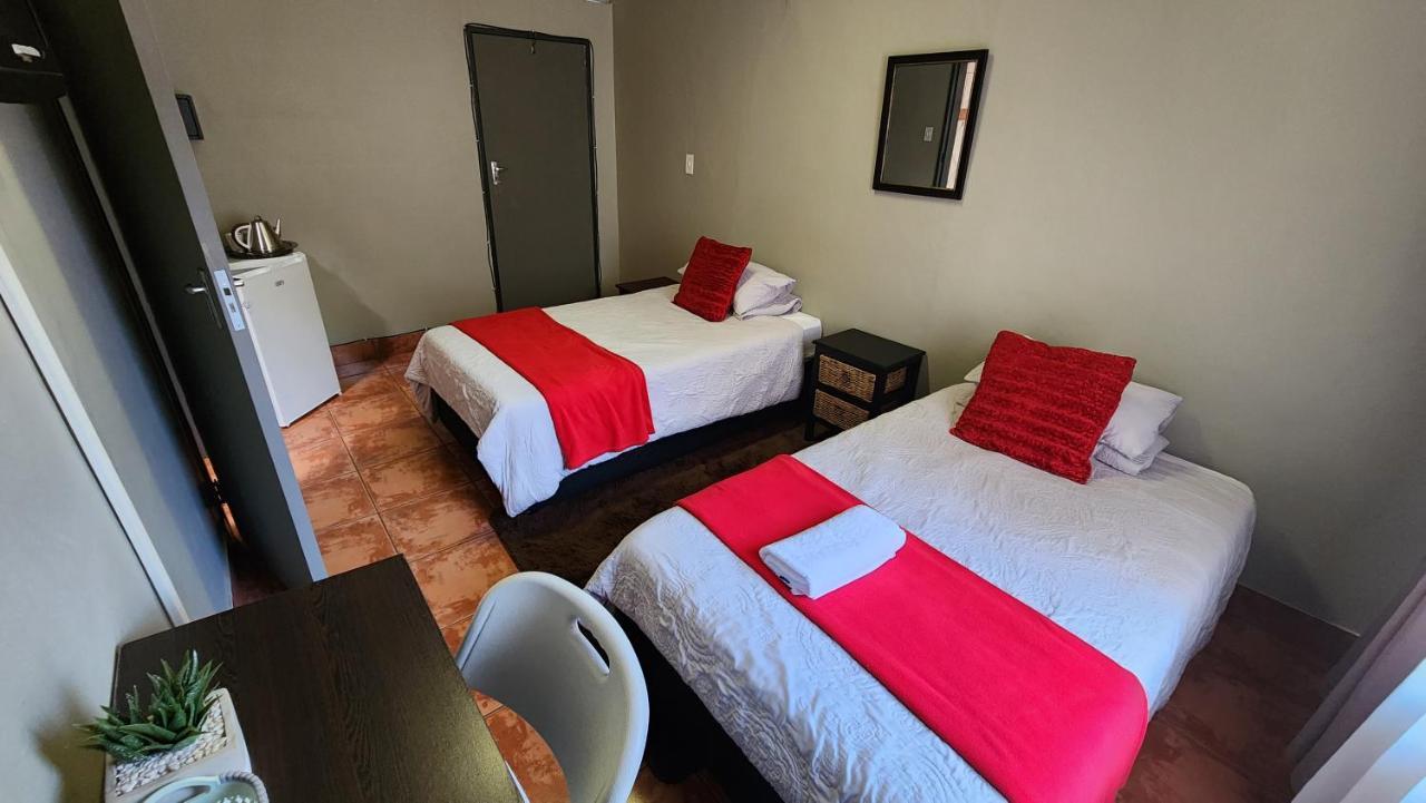 Casa Feliz Hotel Mokopane Bagian luar foto