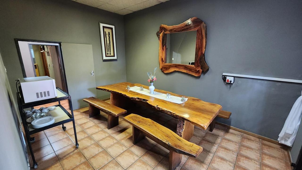 Casa Feliz Hotel Mokopane Bagian luar foto