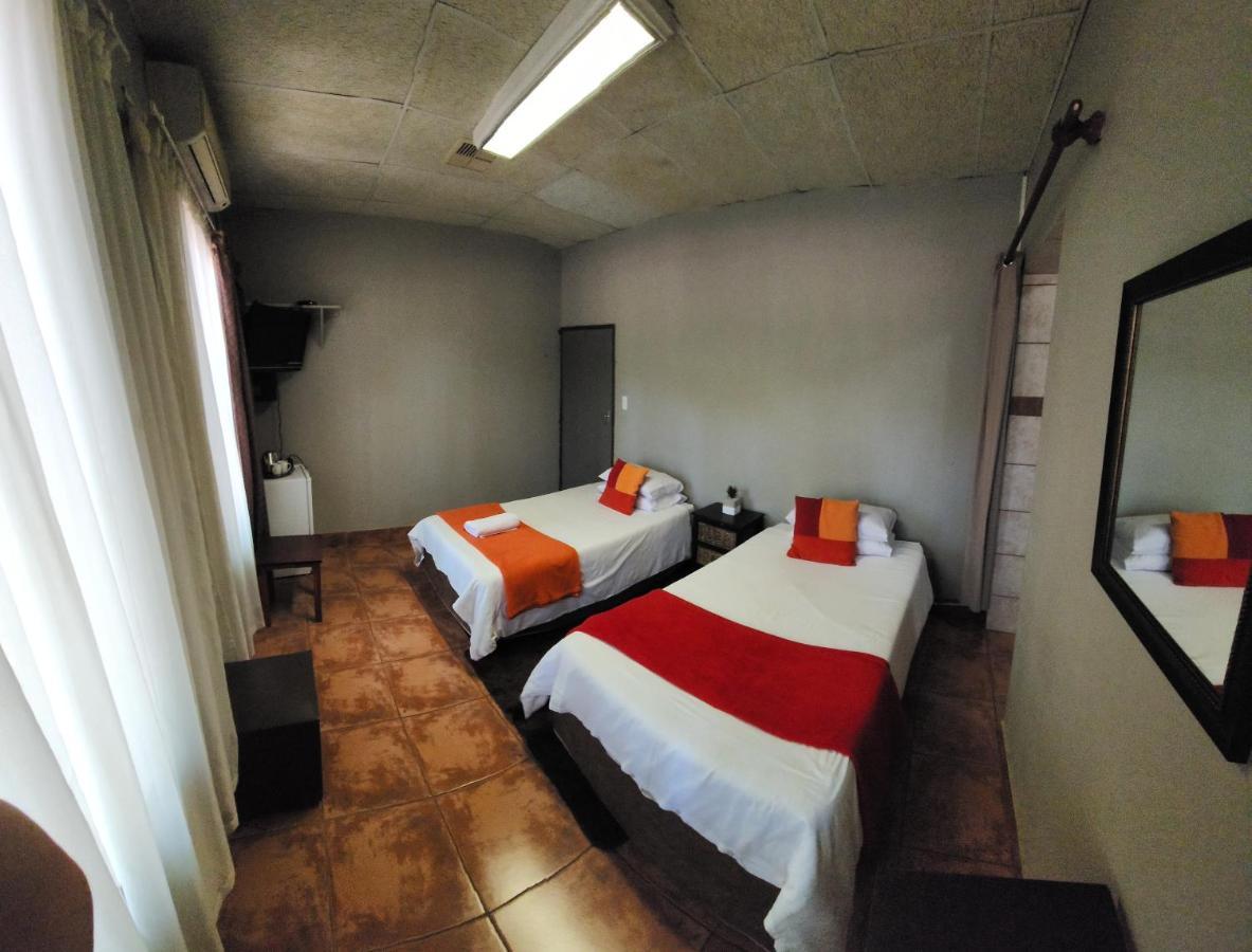 Casa Feliz Hotel Mokopane Bagian luar foto